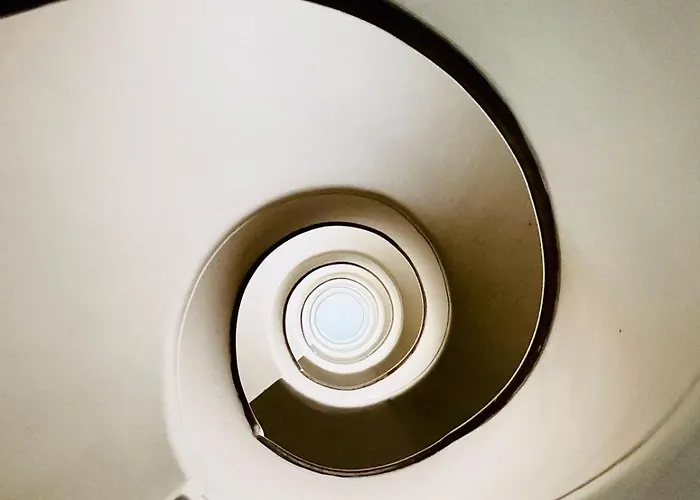 Tiziano House By Ghor